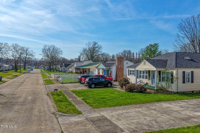 1826 Kenwood Road, Kingsport, TN 37664