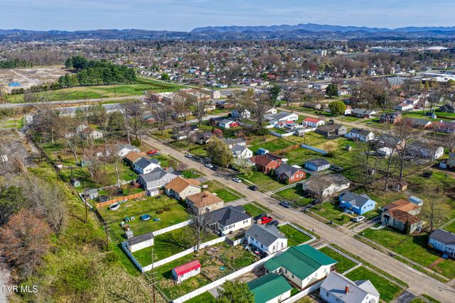 1826 Kenwood Road, Kingsport, TN 37664