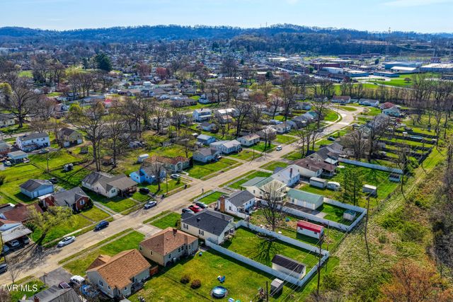 1826 Kenwood Road, Kingsport, TN 37664