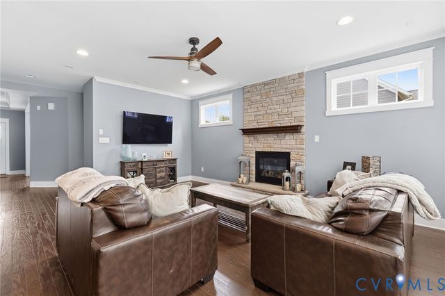 2018 Colwyn Bay Dr, Midlothian, VA 23112
