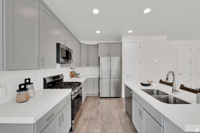 9873 N SUNNYBANK PL, Highland, UT 84003