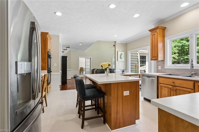 3713 Goodwin Neck RD, Yorktown, VA 23692
