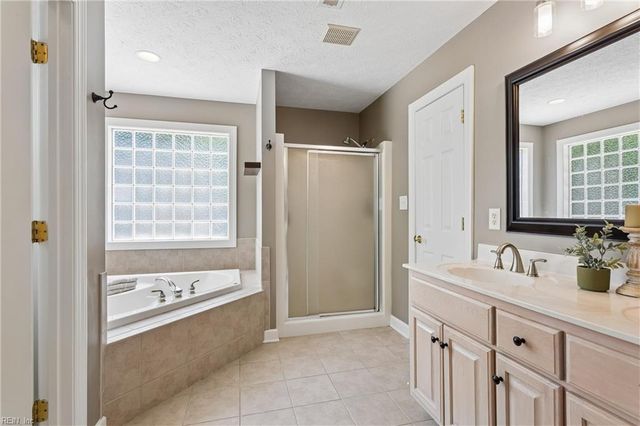 3713 Goodwin Neck RD, Yorktown, VA 23692