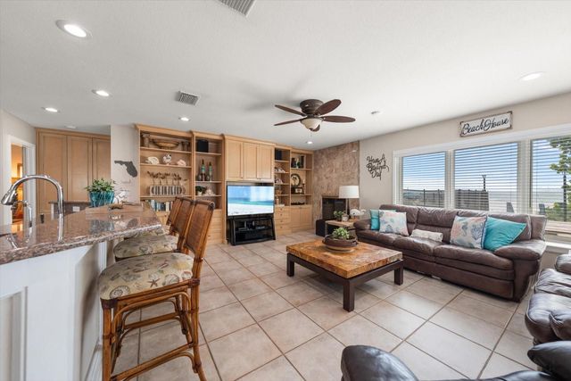 2308 BEACH TRAIL, Indian Rocks Beach, FL 33785