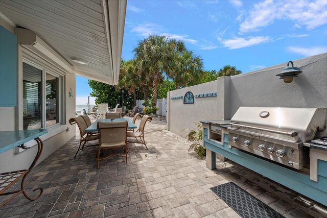 2308 BEACH TRAIL, Indian Rocks Beach, FL 33785