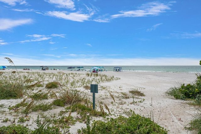 2308 BEACH TRAIL, Indian Rocks Beach, FL 33785