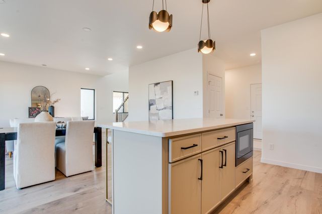 6726 Belding Drive S, Fargo, ND 58104