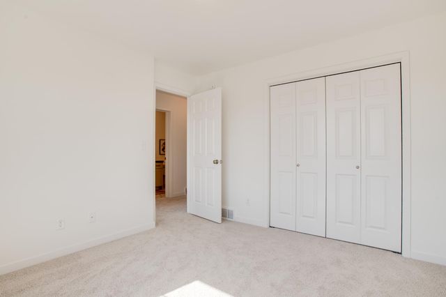 6726 Belding Drive S, Fargo, ND 58104