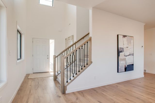 6726 Belding Drive S, Fargo, ND 58104