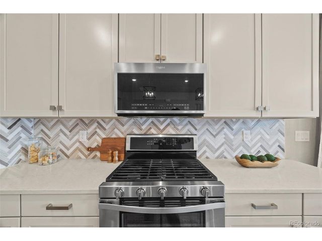 18374 Grosbeak Pl, Parker, CO 80134
