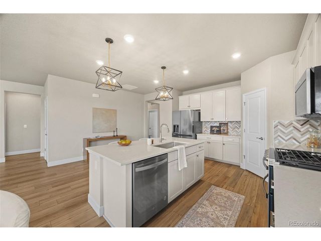 18374 Grosbeak Pl, Parker, CO 80134