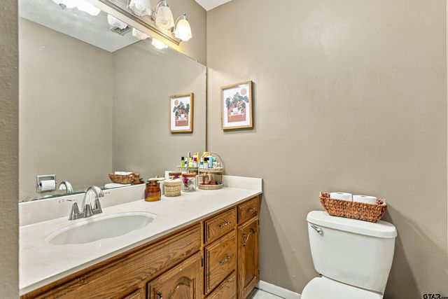 709 Glazner, Hawkins, TX 75765