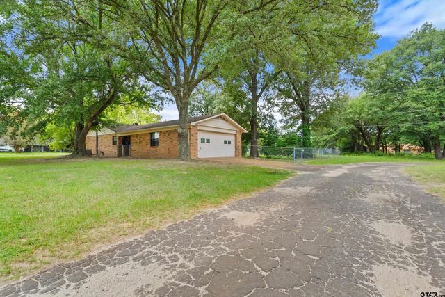 709 Glazner, Hawkins, TX 75765