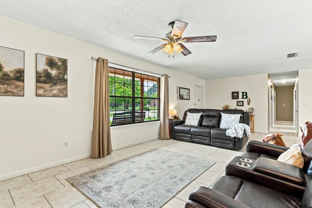 709 Glazner, Hawkins, TX 75765