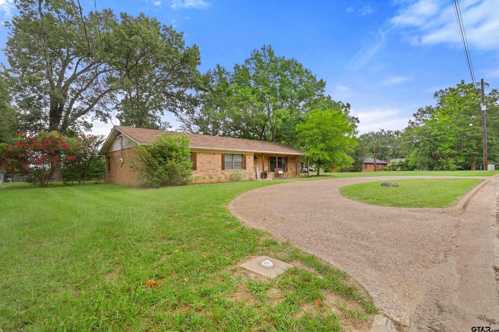 709 Glazner, Hawkins, TX 75765