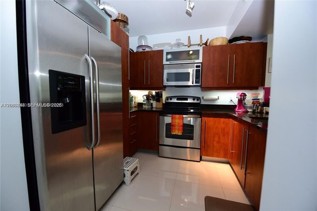 7355 SW 89th Street 622N, Miami, FL 33156