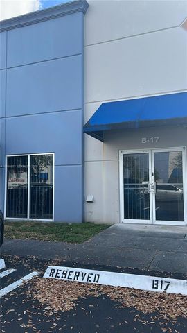 4960 NW 165th St B18, Miami Gardens, FL 33014