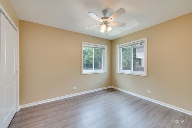 32 N Main Street 1N, Glen Ellyn, IL 60137