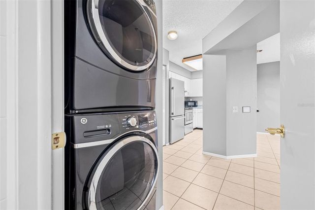 2333 FEATHER SOUND DRIVE B208, Clearwater, FL 33762