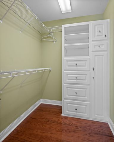 6952 Highway 70 S Apt 129, Nashville, TN 37221