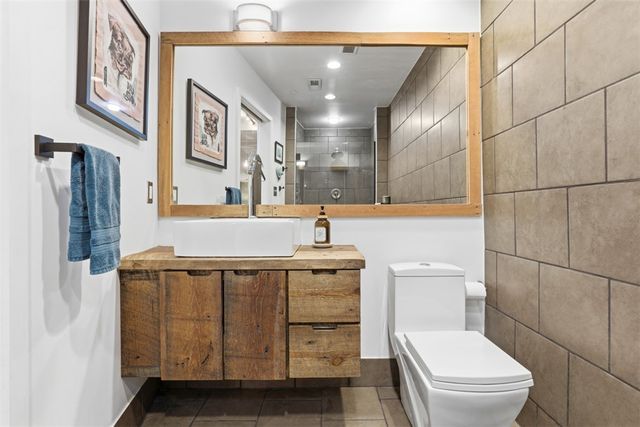 806 Penn Ave 2, Downtown Pgh, PA 15222