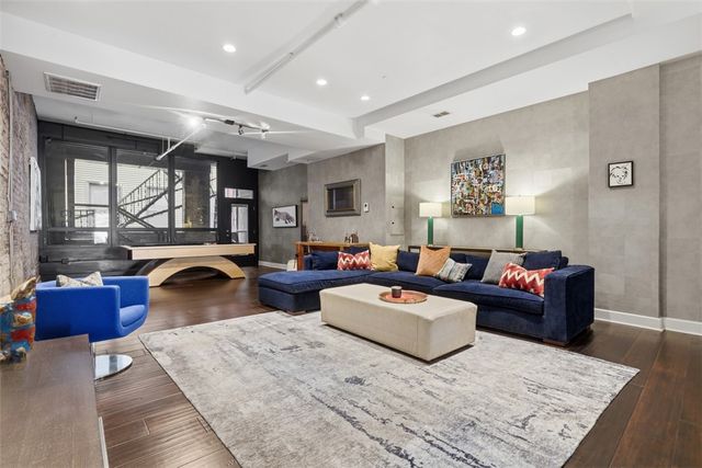 806 Penn Ave 2, Downtown Pgh, PA 15222