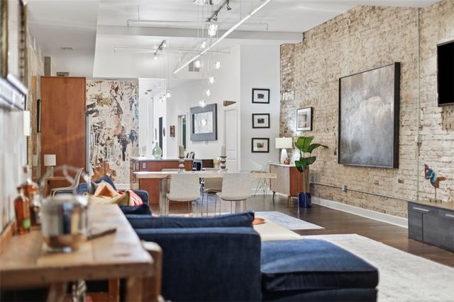 806 Penn Ave 2, Downtown Pgh, PA 15222
