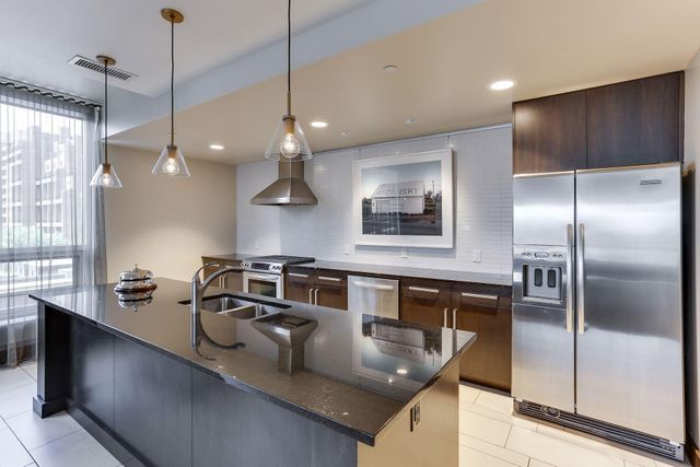 222 2nd Street SE 801, Minneapolis, MN 55414