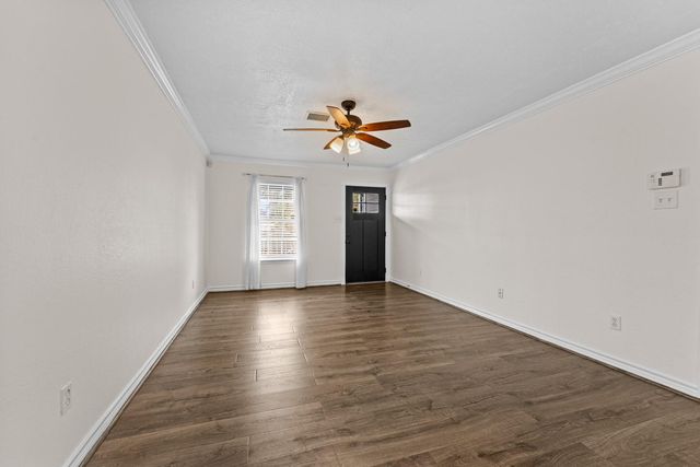 842 E 29th Street, Houston, TX 77009