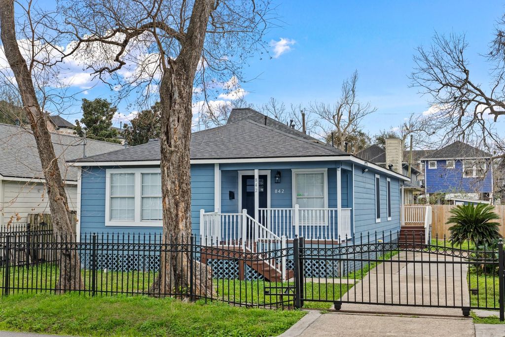 842 E 29th Street, Houston, TX 77009