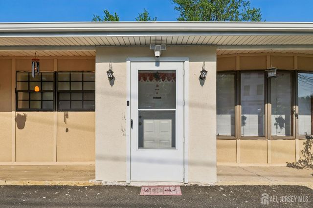 36 Henry Street, Edison, NJ 08820