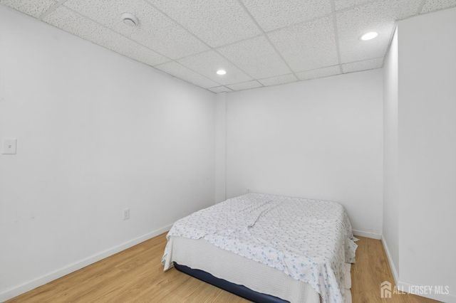 36 Henry Street, Edison, NJ 08820