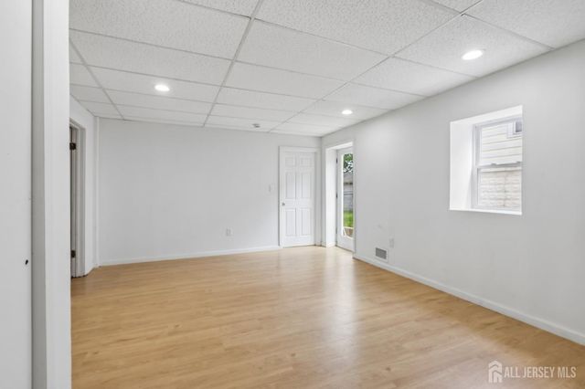 36 Henry Street, Edison, NJ 08820