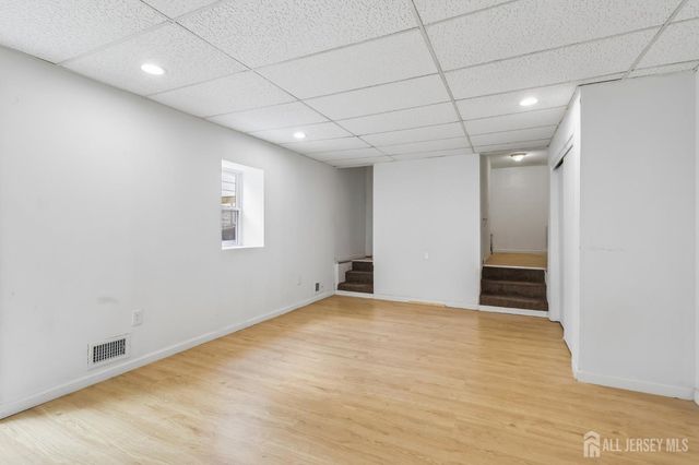 36 Henry Street, Edison, NJ 08820