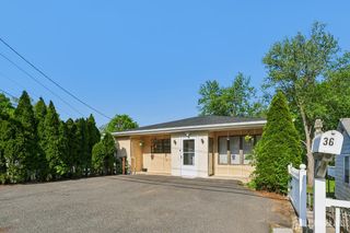 36 Henry Street, Edison, NJ 08820
