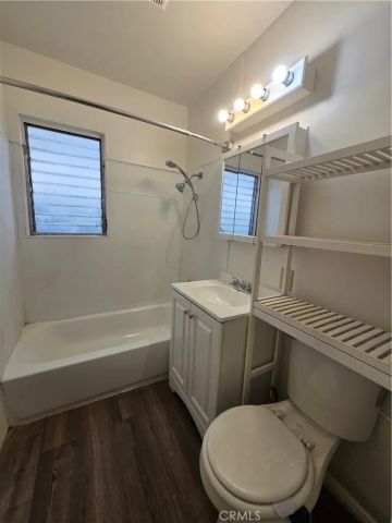 1010 E Campus Way, Hemet, CA 92543