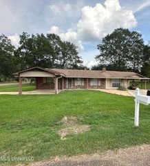 1317 NW Frances Avenue, Magee, MS 39111