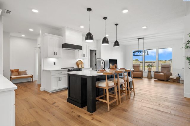 8103 Concord Crest Lane, Pasco, WA 99301