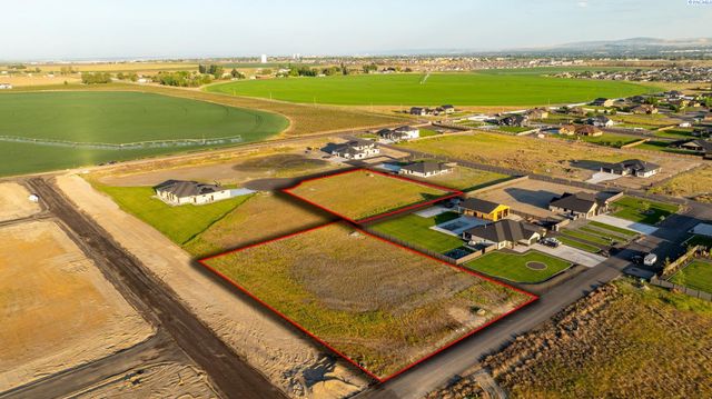 8103 Concord Crest Lane, Pasco, WA 99301