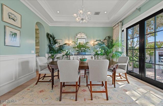 5446 E EXETER Boulevard, Phoenix, AZ 85018