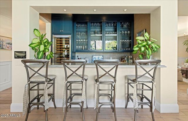 5446 E EXETER Boulevard, Phoenix, AZ 85018