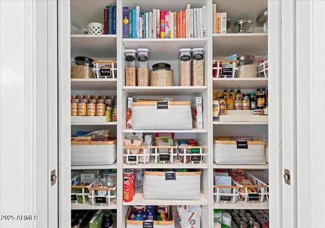 5446 E EXETER Boulevard, Phoenix, AZ 85018