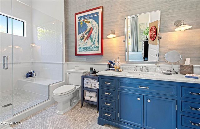 5446 E EXETER Boulevard, Phoenix, AZ 85018