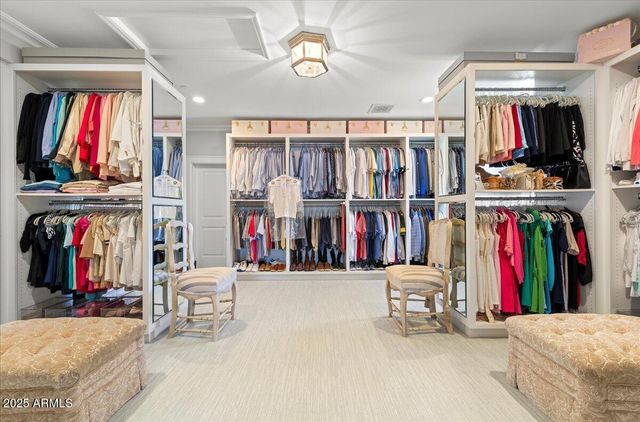 5446 E EXETER Boulevard, Phoenix, AZ 85018