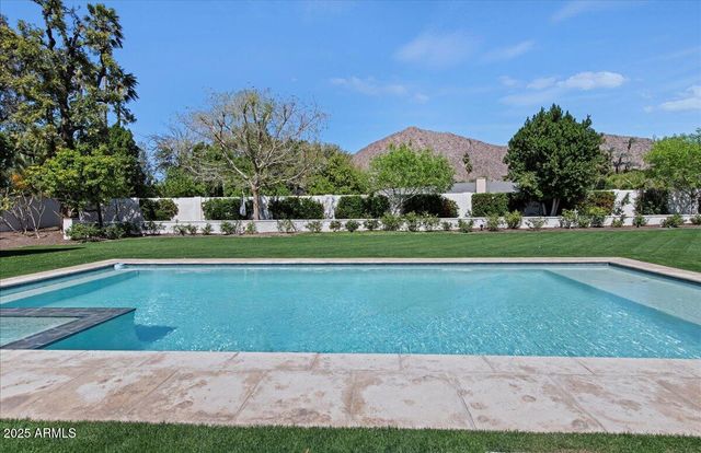 5446 E EXETER Boulevard, Phoenix, AZ 85018