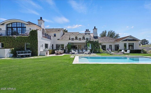 5446 E EXETER Boulevard, Phoenix, AZ 85018