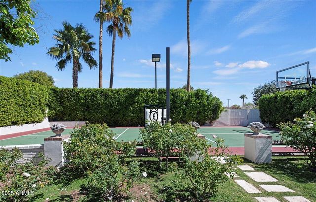 5446 E EXETER Boulevard, Phoenix, AZ 85018