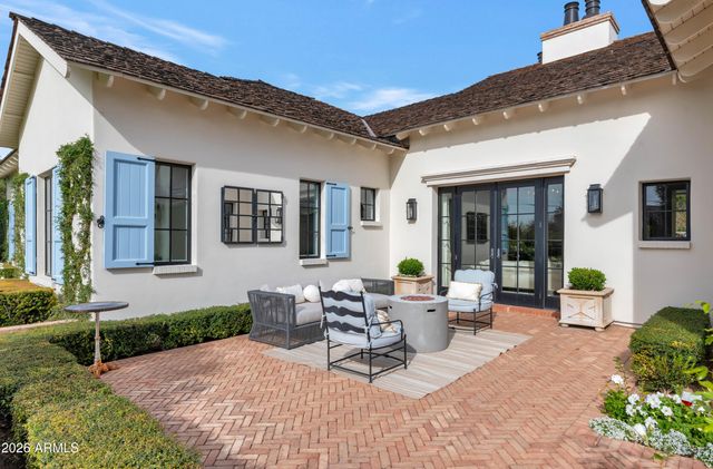 5446 E EXETER Boulevard, Phoenix, AZ 85018