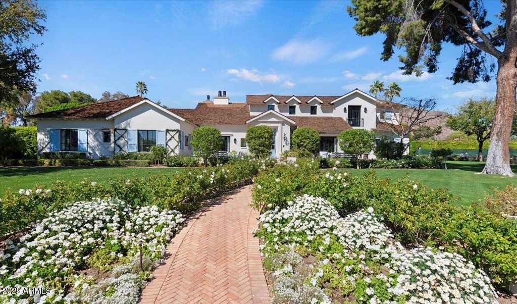 5446 E EXETER Boulevard, Phoenix, AZ 85018