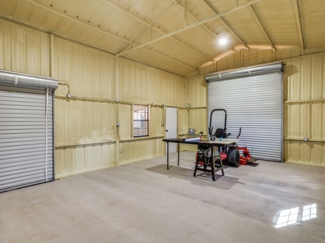 2000 Ragland Trail, Azle, TX 76020